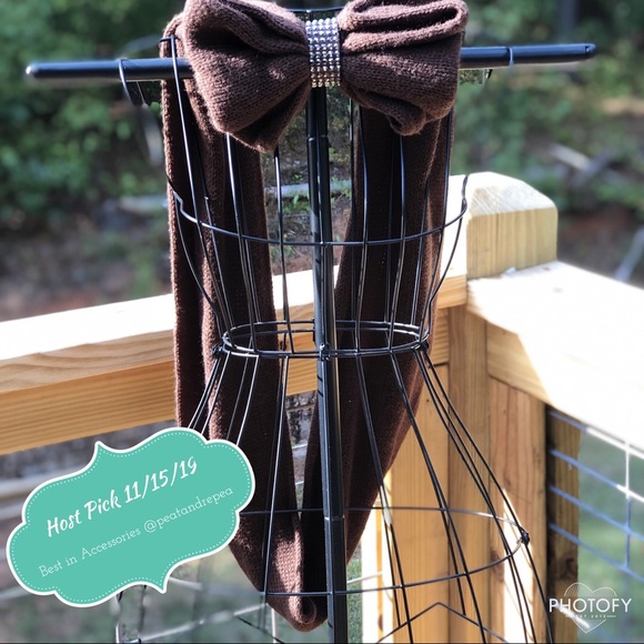 Accessories - Comfy Knitted Infinity Brown Bow Scarf— jeweled